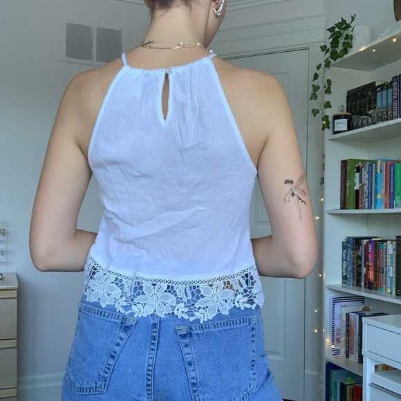 H&M halter shirt with lace trim - Picture 3 of 4